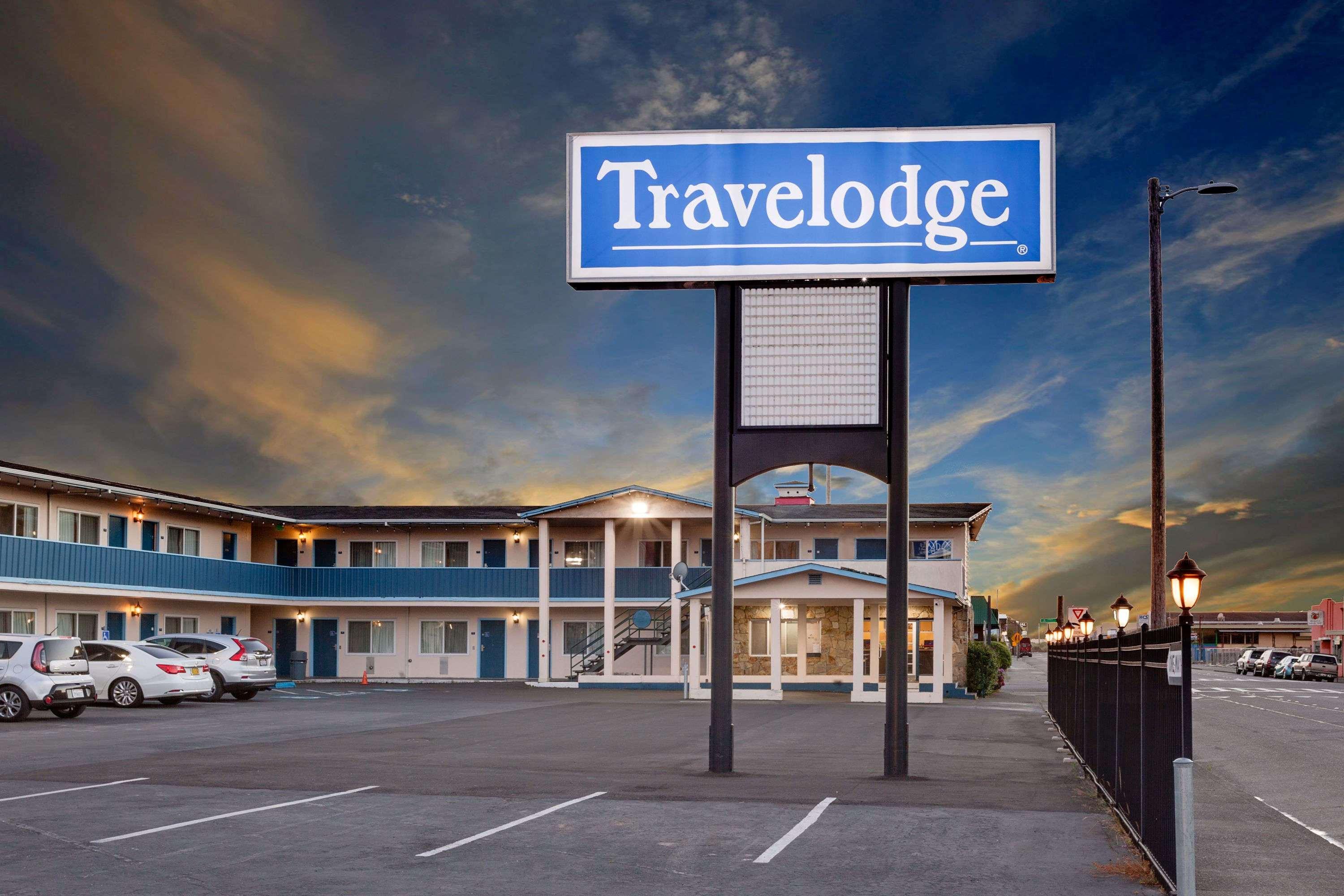 Travelodge By Wyndham Eureka Exterior photo